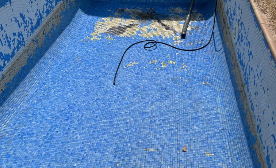 limpieza-piscina-girona